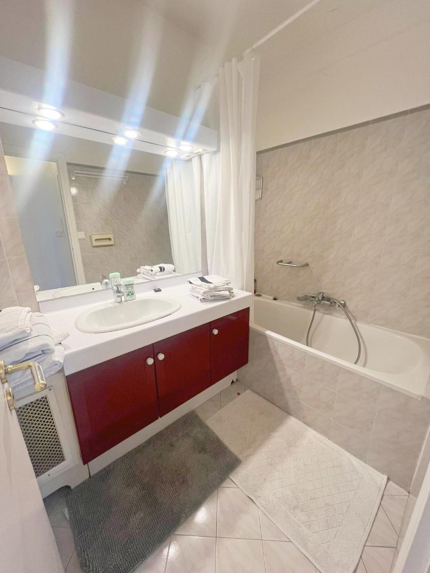 Appartement Bright & Cozy In Passy, Trocadero, *
